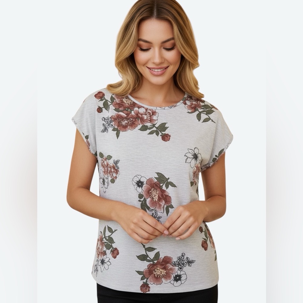 Suzy Shier Gray Floral Print Top